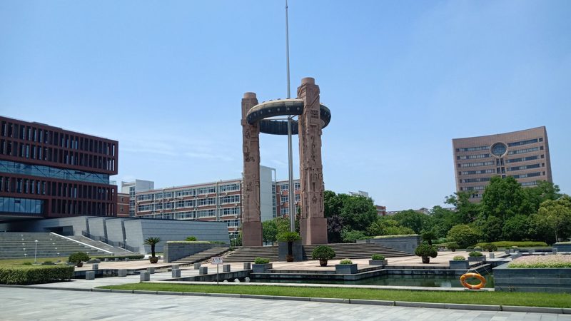 继电器品牌如何选择？揭秘十大品牌对比与区别**